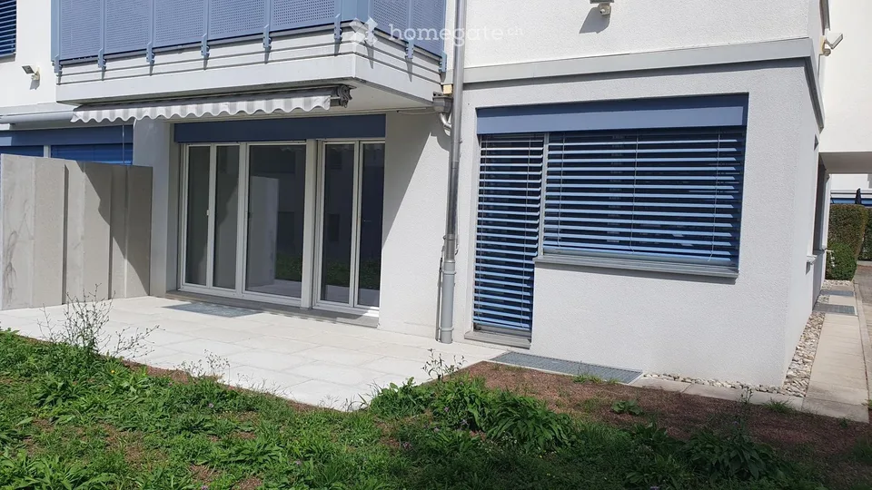 Appartamento terrazza moderno 4.5 locali a Eschenbach SG – disponibile immediatamente!