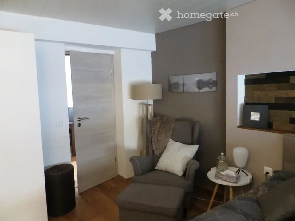 Möblierte Superior Studios & Wohnungen - furnished & serviced superior accommodation