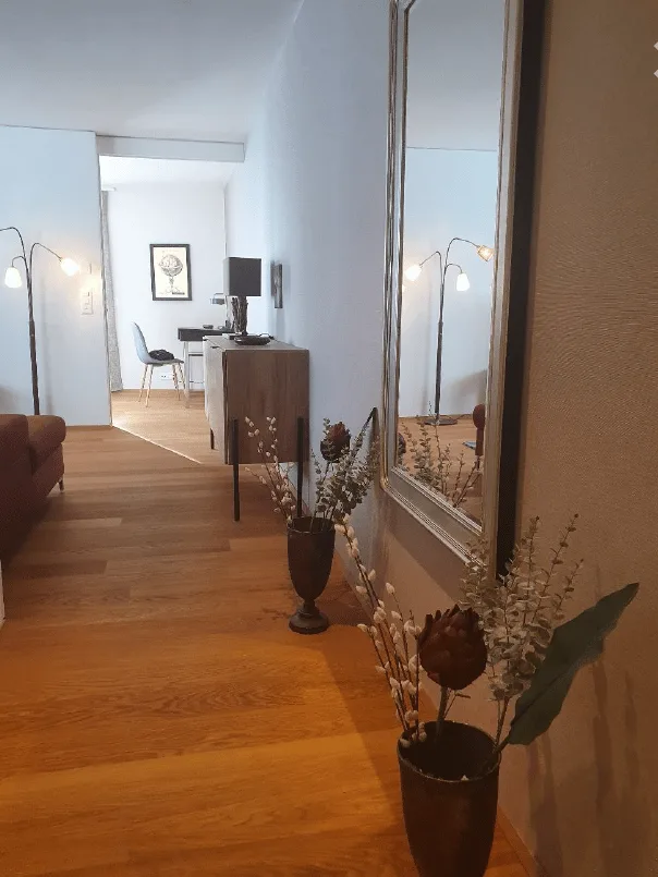 Möblierte Superior Studios & Wohnungen - furnished & serviced superior accommodation