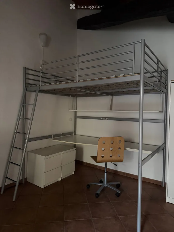 Schönes Dachgeschoß-Einzimmerapartment