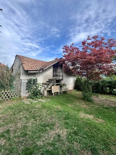 Edificio di carattere con grande giardino nel cuore del Val-de-Ruz – foto 3 di 18