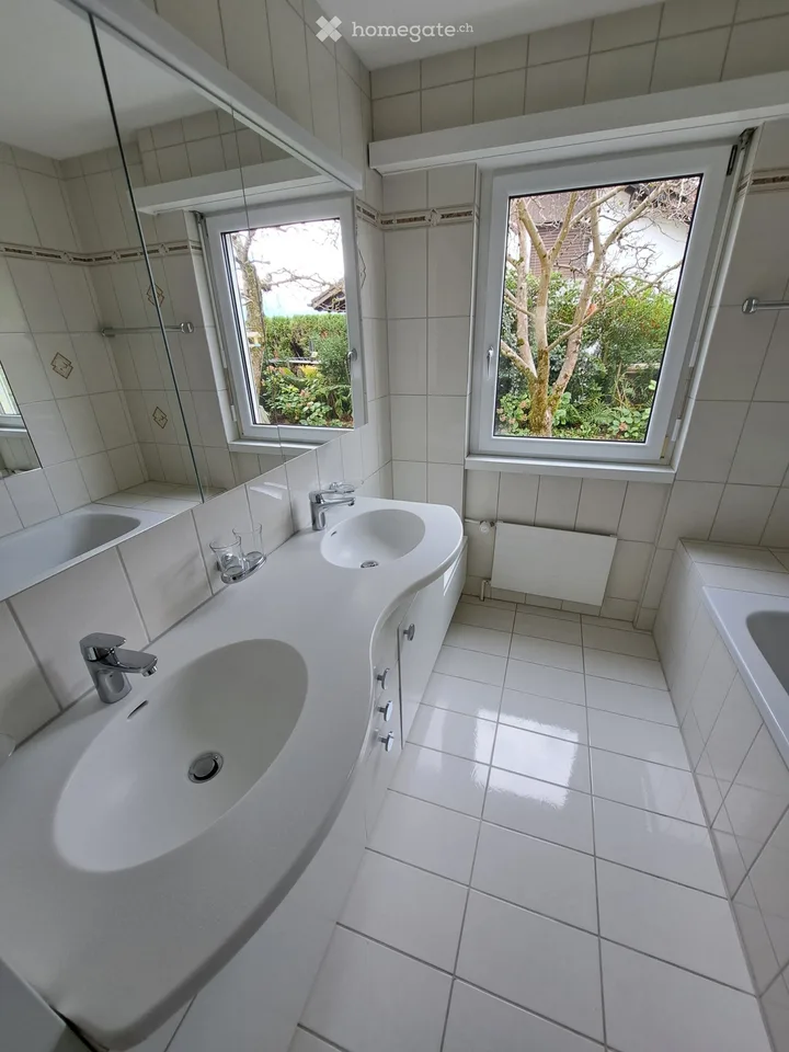 Charming 5.5-room single-family house in Eschenbach SG – Sunny location with a magnificent view