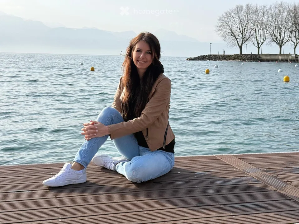 Suite privée avec terrasse & parking – connexion directe à la gare de Zurich HB & à l'aéroport
