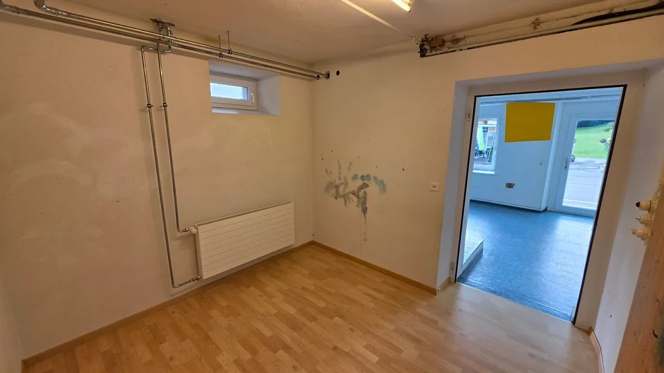 Espace commercial/surface de vente/espace de stockage/espace de loisirs à louer – photo 3 sur 5