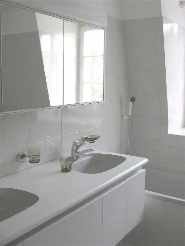Helle und geräumige 3 1/2 Zimmerwohnung in Jugendstilhaus – Foto 8 von 11