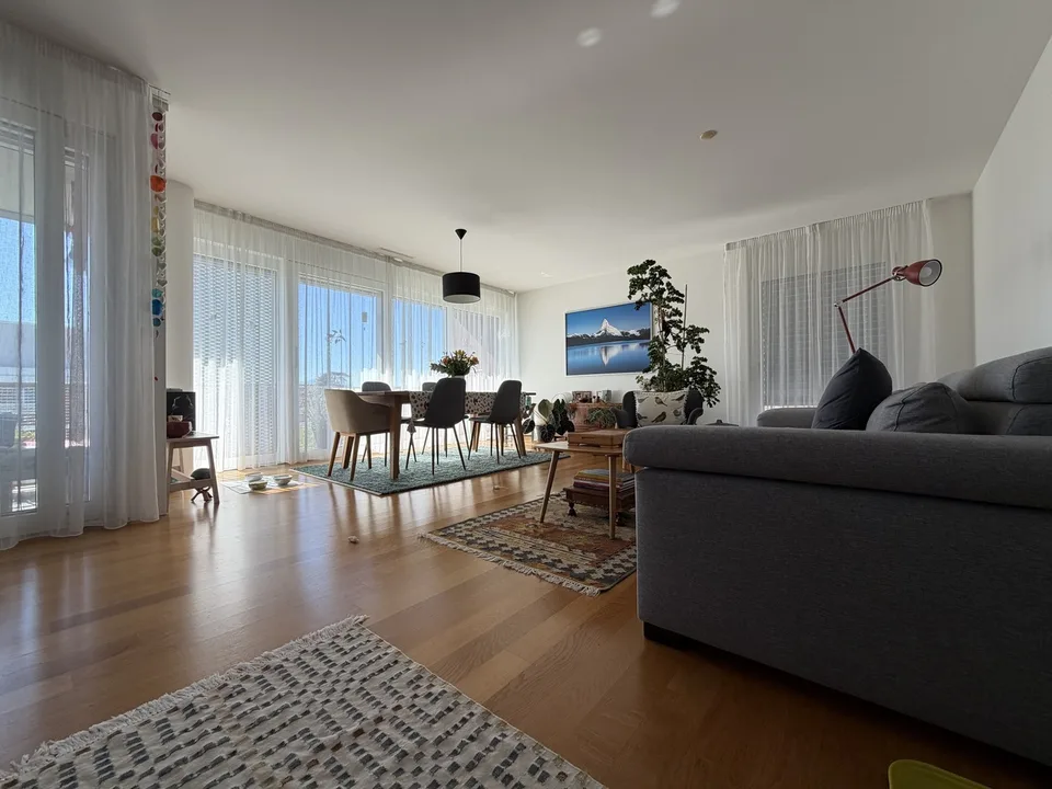 Splendide 4,5 pièces au 3ème étage avec grand balcon