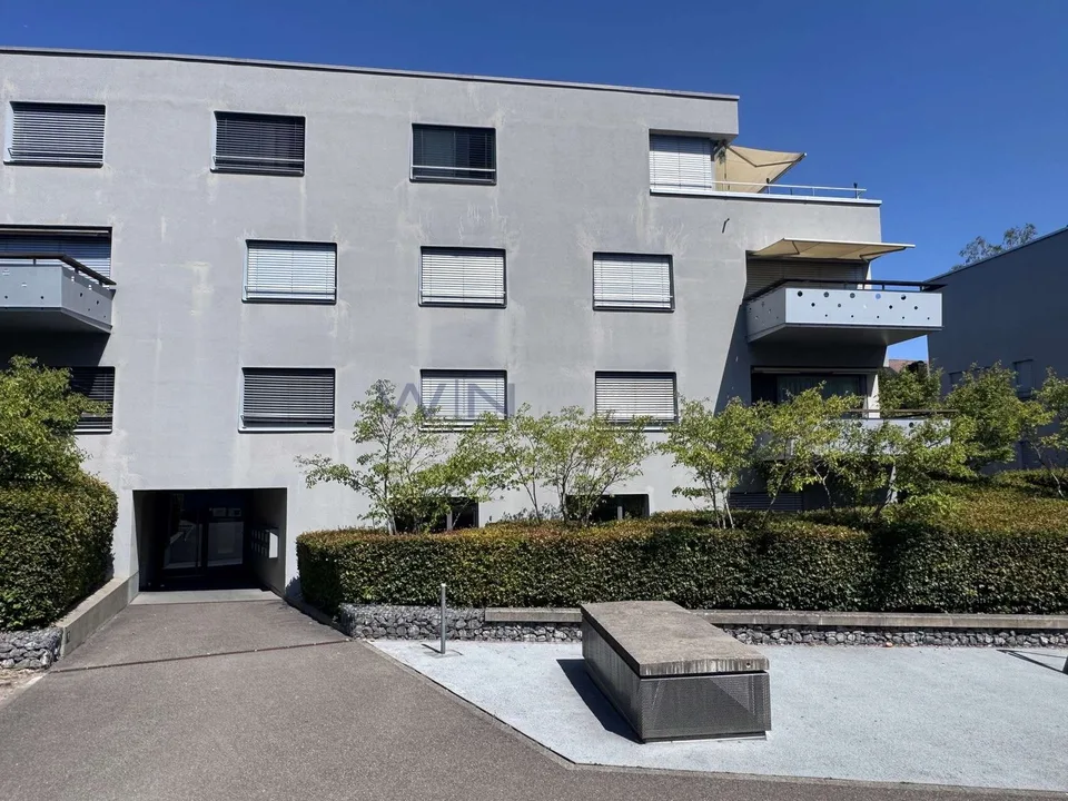 Ruhig und sonnig arbeiten in Dättnau – Foto 8 von 12