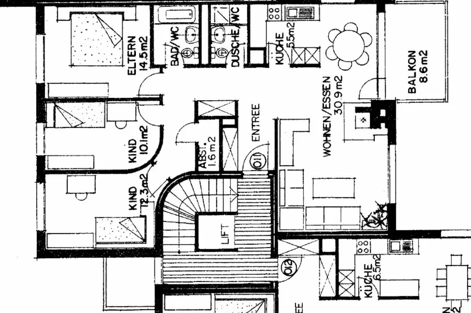 Grosszügige 4.5 Zimmerwohnung an ruhiger Lage – Foto 9 von 9
