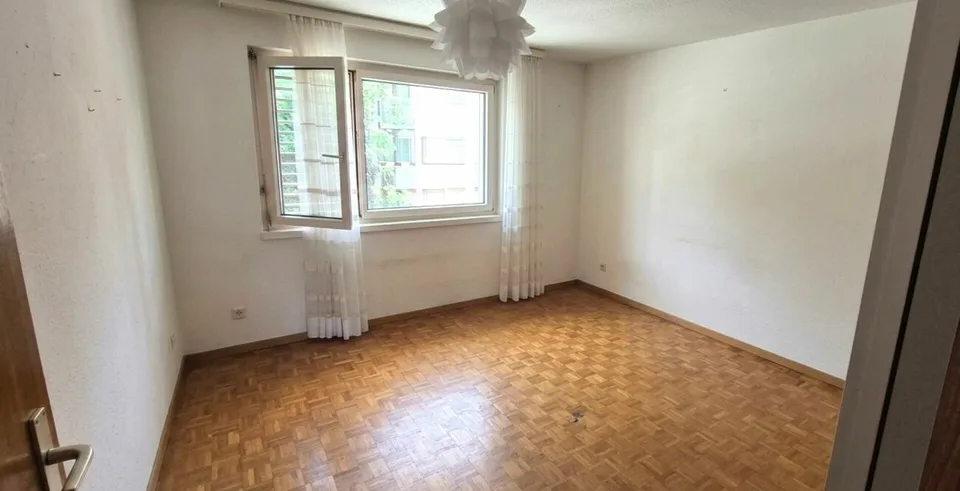 Grosszügige 4.5 Zimmerwohnung an ruhiger Lage – Foto 6 von 9