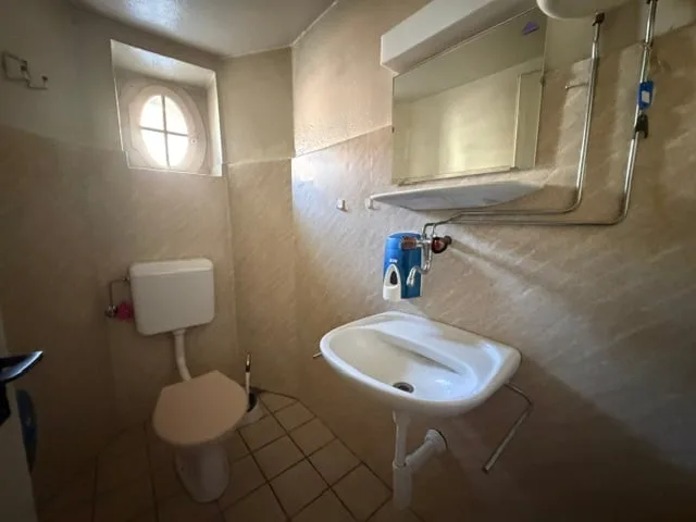 Office / Storage of 3 rooms for rent in Tavannes – available immediately – photo 7 of 7