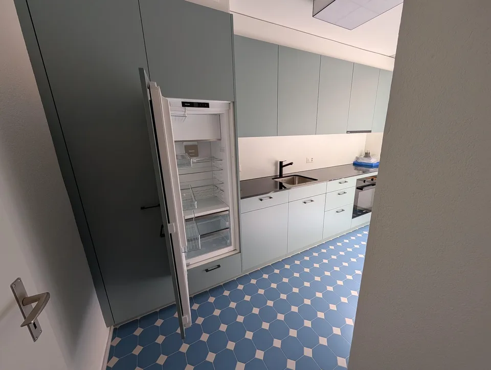 Ampio e fresco appartamento ristrutturato in affitto – foto 26 di 30