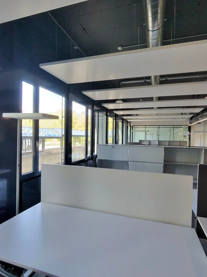 Climatisé au lieu de frit - un bureau qui fonctionne même en été – photo 7 sur 13