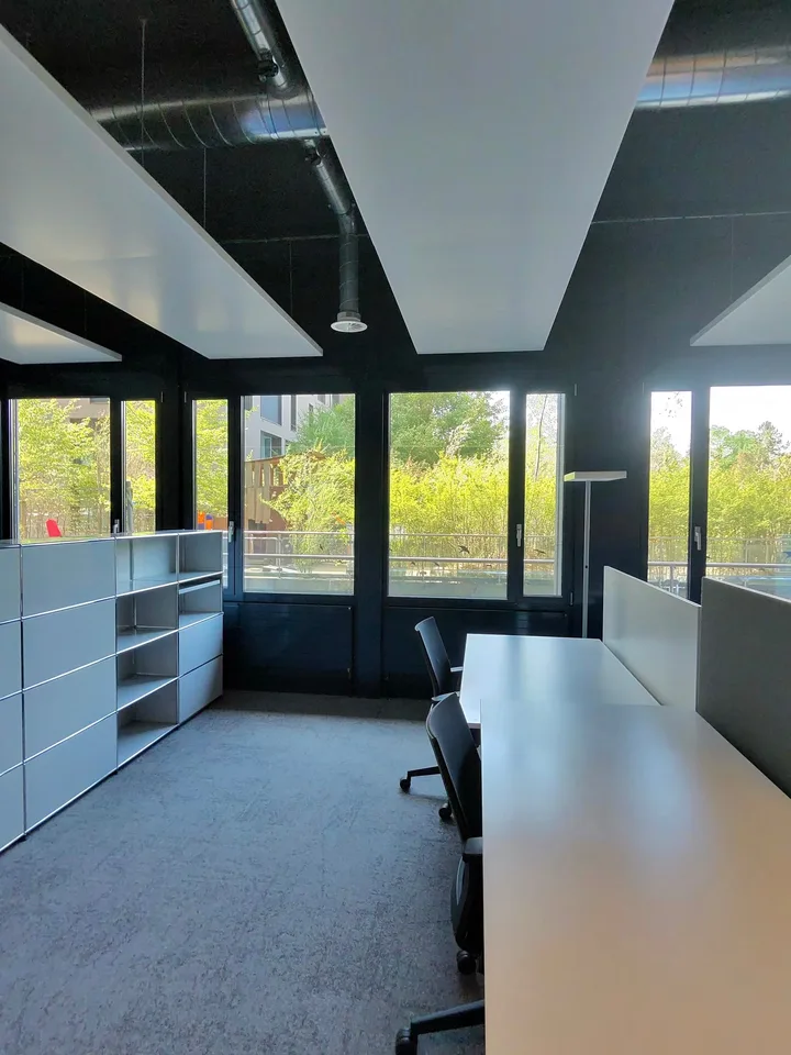 Climatisé au lieu de frit - un bureau qui fonctionne même en été – photo 9 sur 13