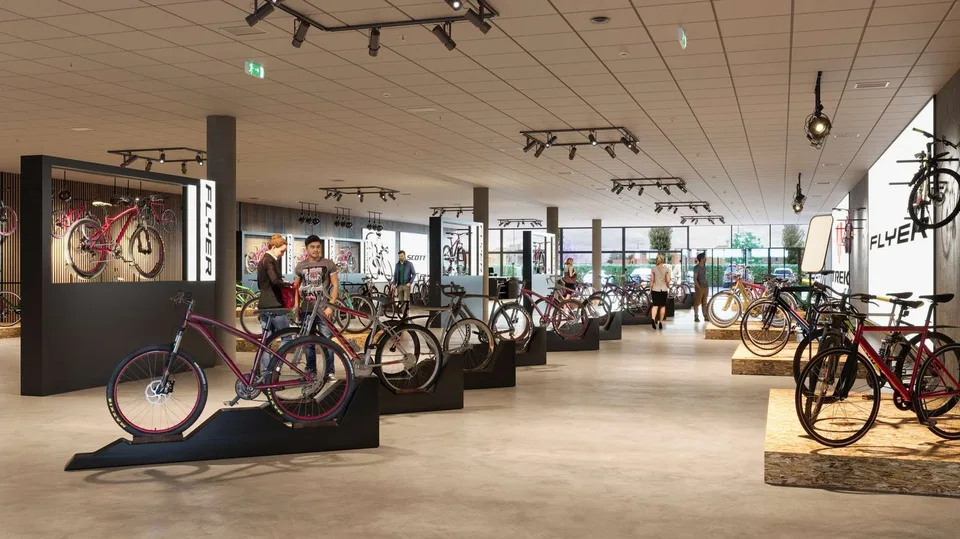 Spazio commerciale/retail attraente con magazzino e rampa di carico in posizione centrale – foto 3 di 4