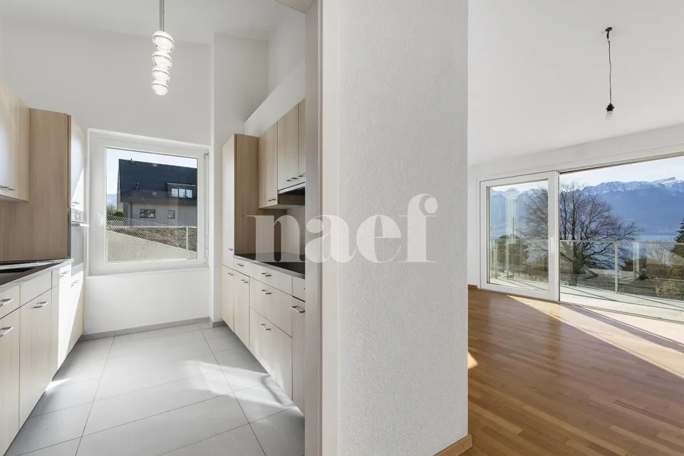 Beautiful semi-detached house in Corseaux with lake and mountain views