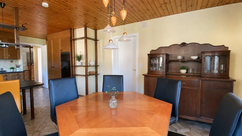 8-room single-family house with pool - ideal for patchwork families or multi-generational households! – photo 5 of 21