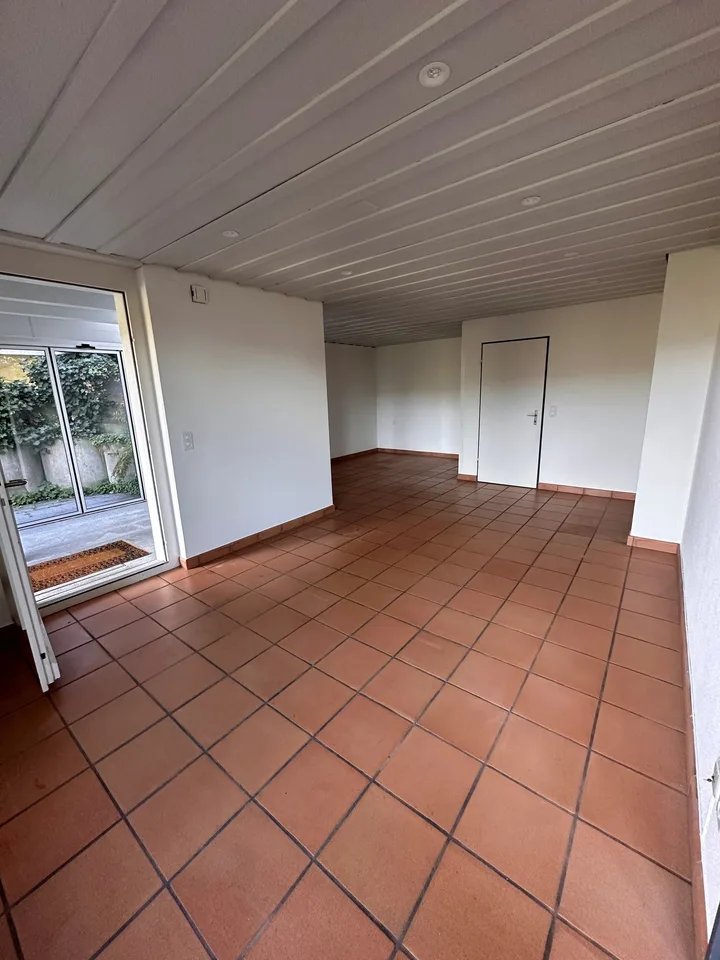 Occasion unique / Appartement de luxe avec vue sur le lac et proximité du lac