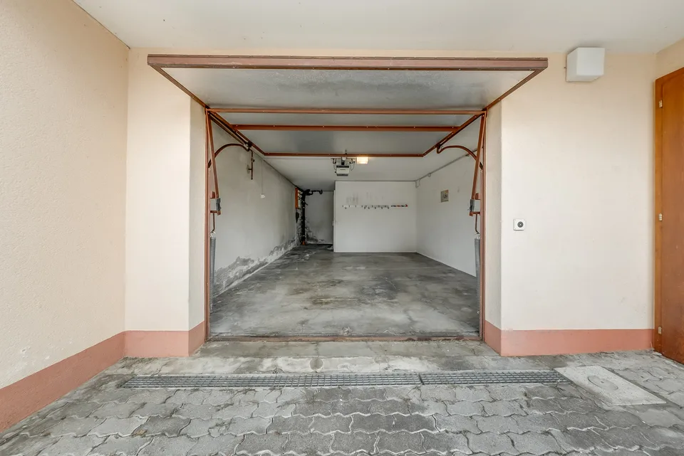 VILLA INDIVIDUELLE + STUDIO - 3 GARAGES - EN EXCLUSIVITÉ – photo 7 sur 8