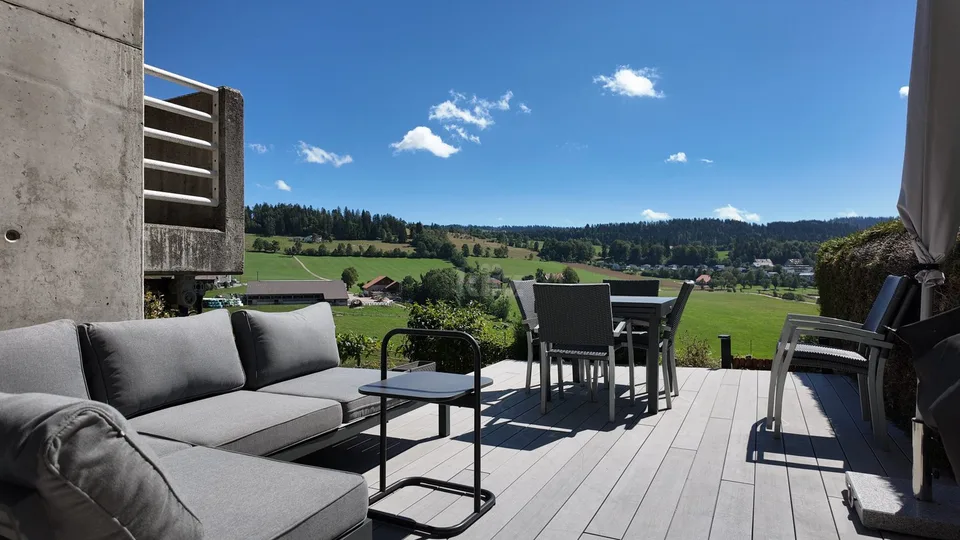 Superbe appartement avec balcon et terrasse – photo 3 sur 13