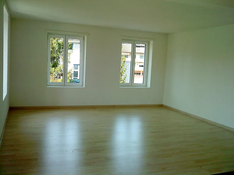 Moderne 3.5 Zimmer Wohnung im 2. OG an ruhiger Lage in Gossau