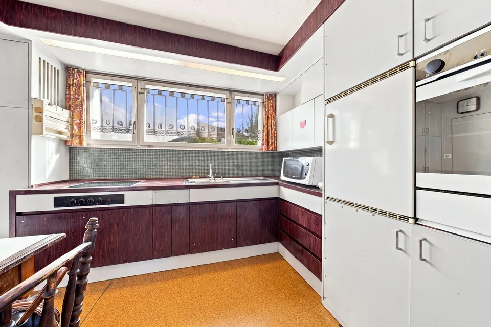 Charming house with great potential – photo 4 of 12