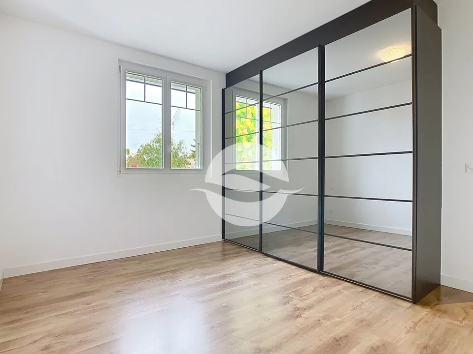Attique avec terrasse privative sur le toit