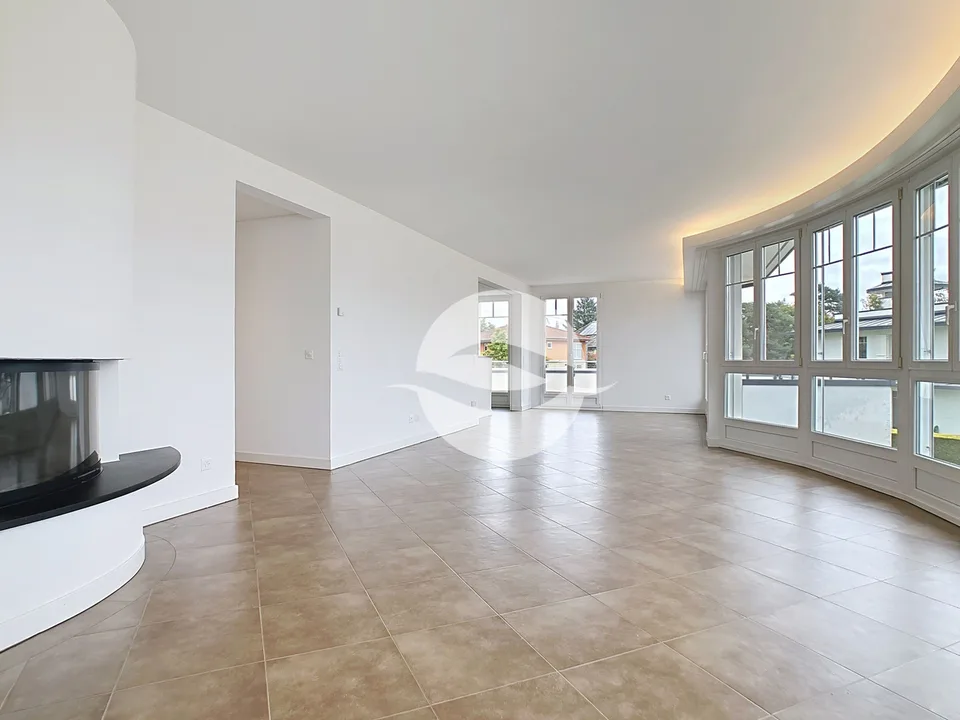 Attique avec terrasse privative sur le toit