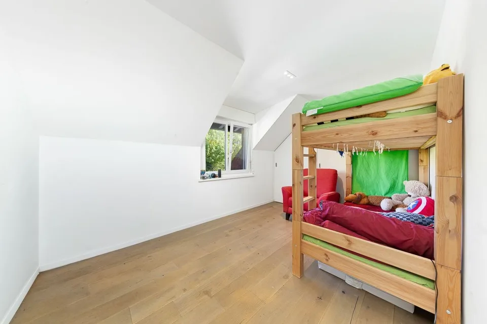 Magnifique villa jumelle rénovée – photo 9 sur 25