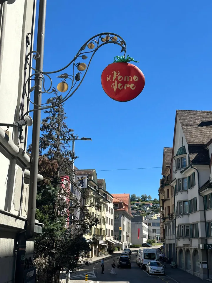The Pomodoro Restaurant is looking for a new tenant – photo 10 of 20