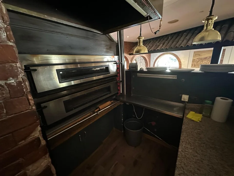 The Pomodoro Restaurant is looking for a new tenant – photo 13 of 20