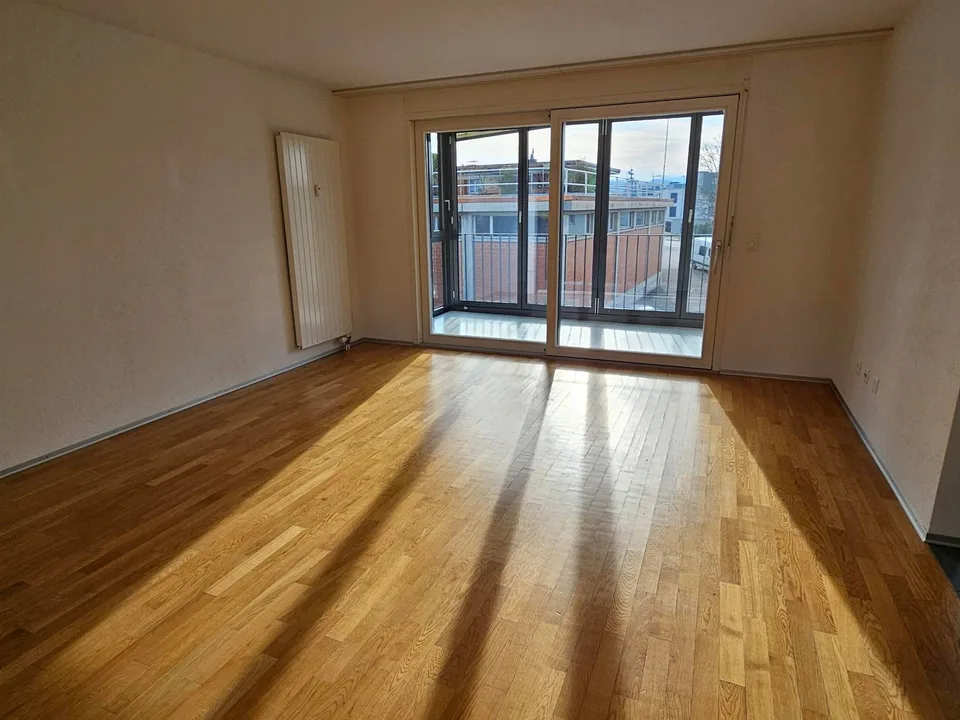 Cercasi inquilino per appartamento di 4,5 locali a Laufenburg