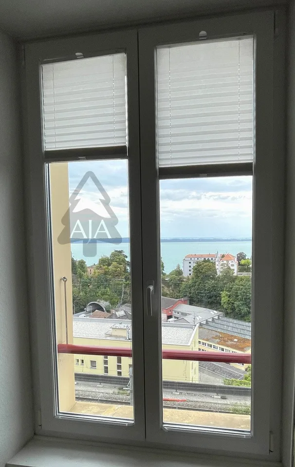 RÉSERVÉ !!! Neuchâtel, spacieux appartement de 3,5 pièces (109 m2) avec balcon et garage individuel – photo 10 sur 13