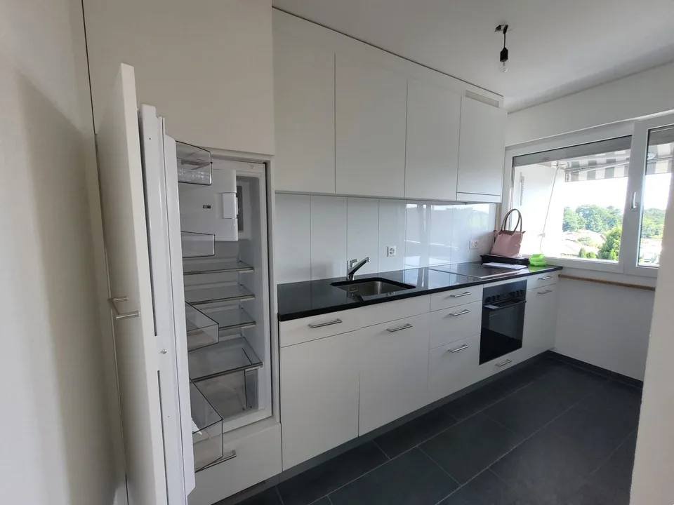 Helle 3 1/2--Zimmerwohnung in Zollikofen