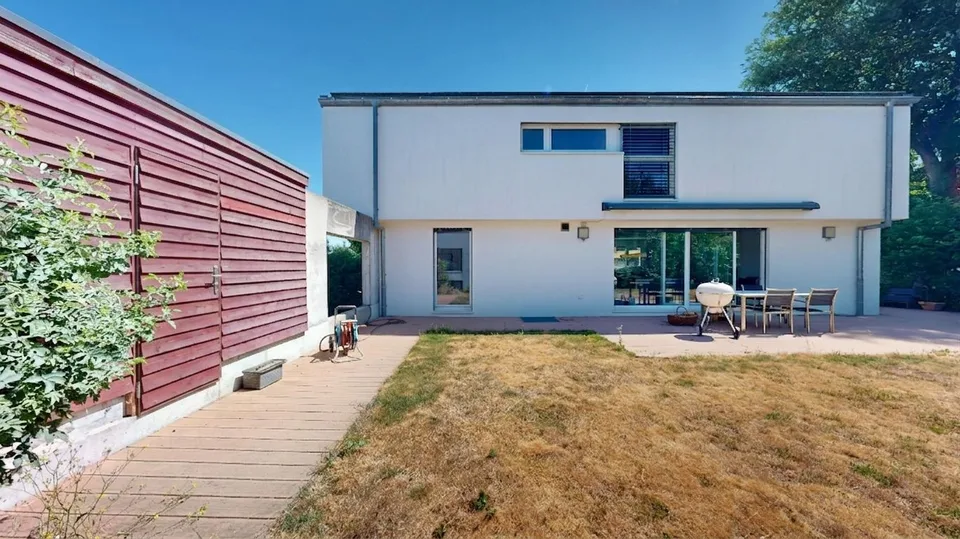 Prächtiges Haus mit 6.5 Zimmern in Cudrefin – Foto 2 von 11