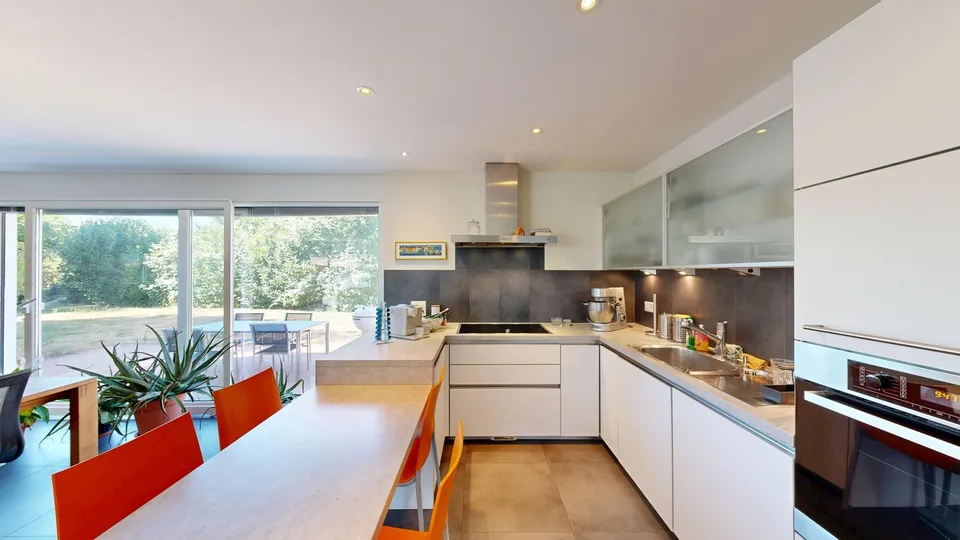Prächtiges Haus mit 6.5 Zimmern in Cudrefin – Foto 8 von 11