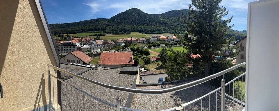 Delizioso appartamento di 3,5 locali con ampio balcone a Vallorbe