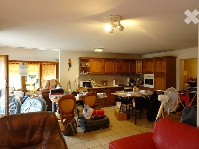 Einfamilienhaus auf dem Land mit Garten und Pool, unterliegt dem LDFR – Foto 4 von 10