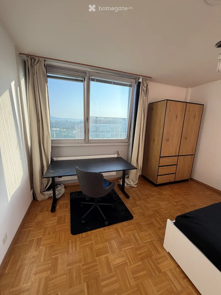 Chambres meublées avec vue panoramique, piscine sur le toit