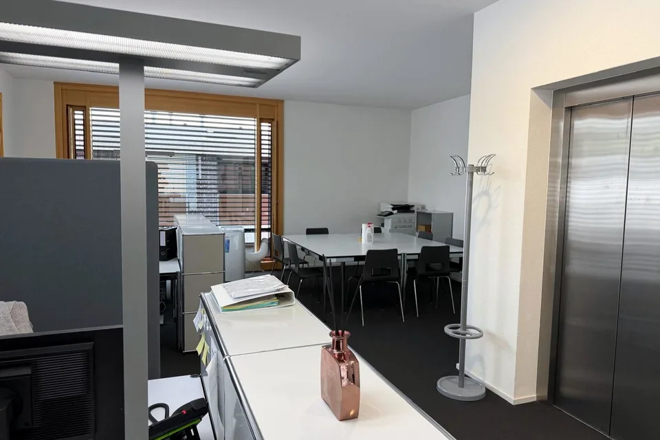 IHRE NEUE FIRMENZENTRALE