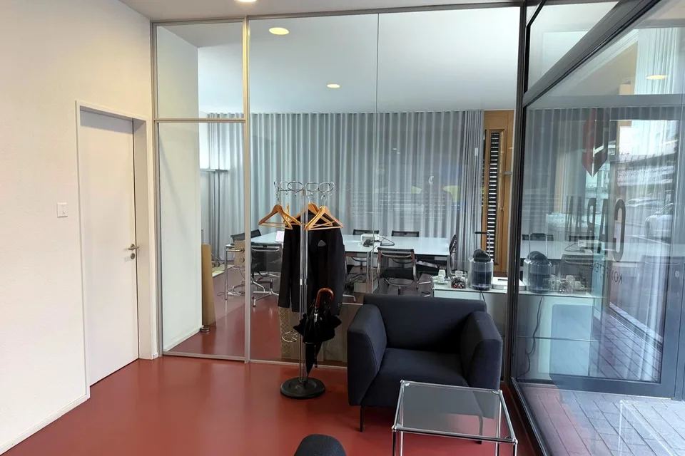 IHRE NEUE FIRMENZENTRALE