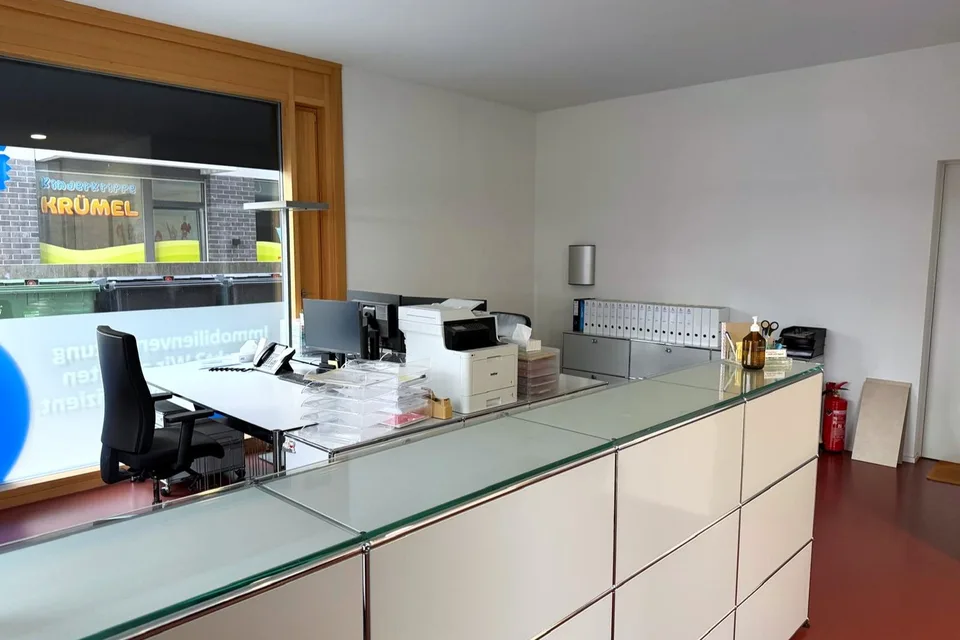IHRE NEUE FIRMENZENTRALE