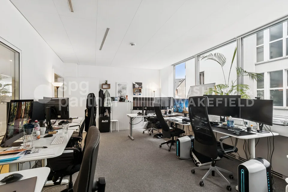 Modern and functional administrative space - Rue Neuve 3 – photo 6 of 13