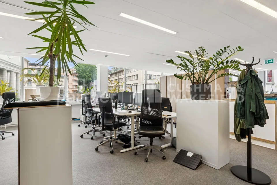 Modern and functional administrative space - Rue Neuve 3 – photo 9 of 13