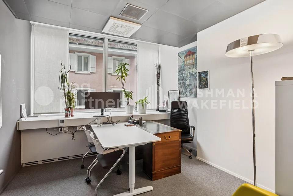 Modern and functional administrative space - Rue Neuve 3 – photo 11 of 13