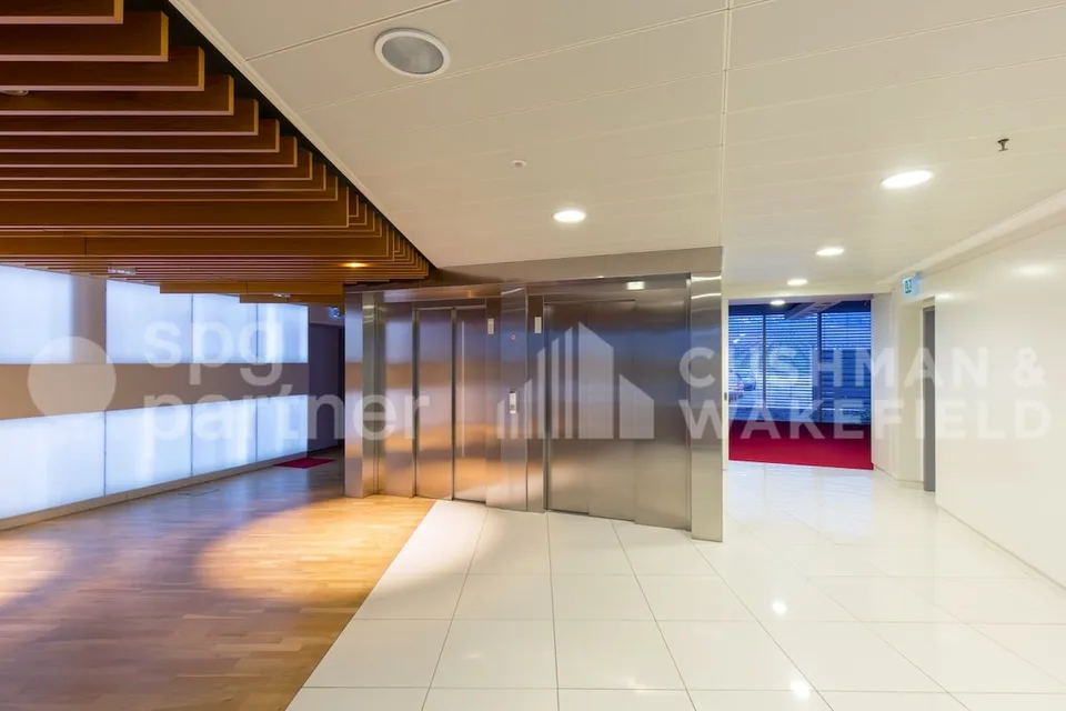 A-One Business Center Uffici Plug & Play con vista sul Lago – foto 8 di 8