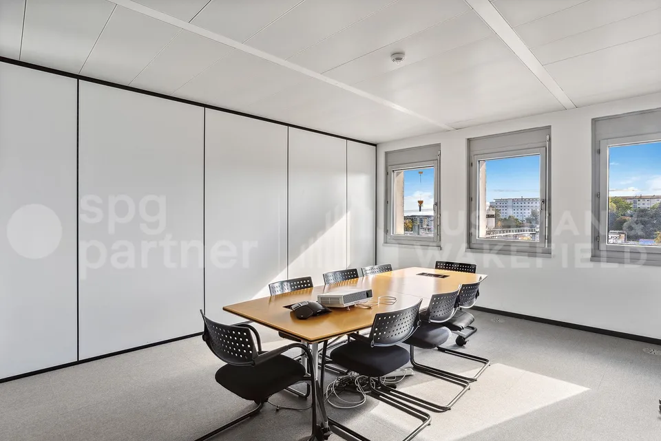 Bureaux modulables et entièrement équipés au centre de Malley-Gare - Viaduc 1 – photo 9 sur 10
