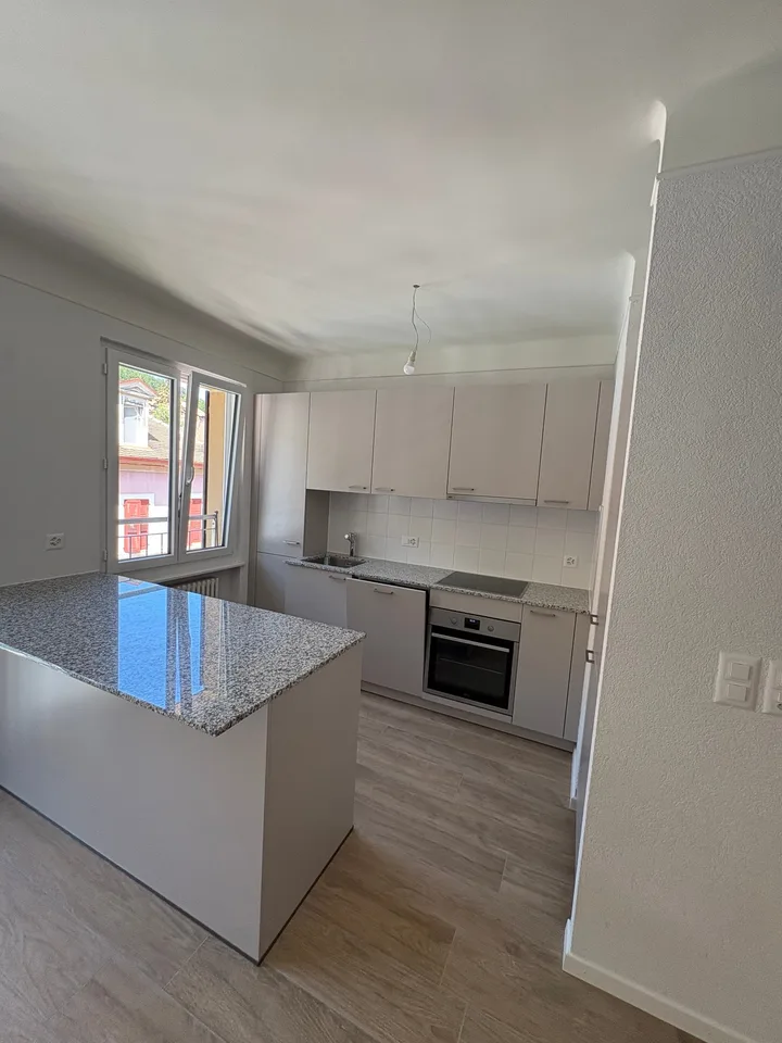 Incantevole appartamento di 2,5 locali con balcone a Vallorbe
