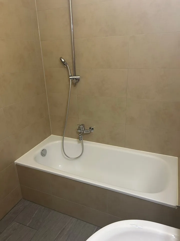Charming 2.5-room apartment with balcony in Vallorbe
