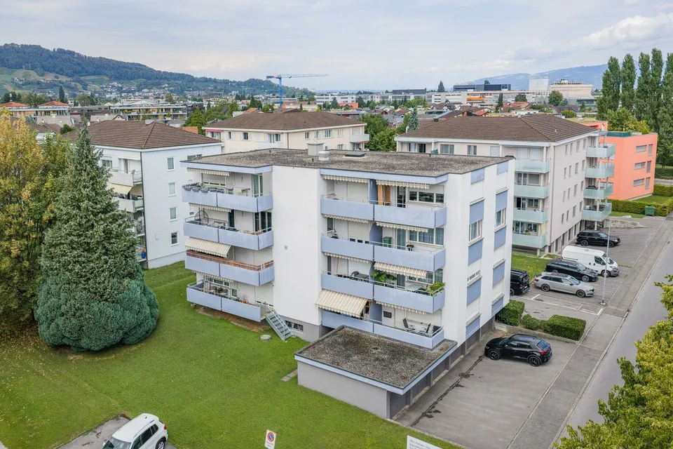 3.5-Room Apartment