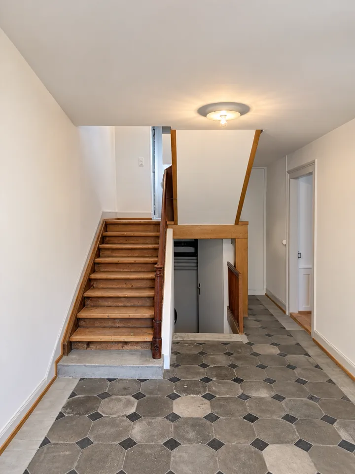 Charming 5.5-room row house in a quiet yet central location in Ennenda